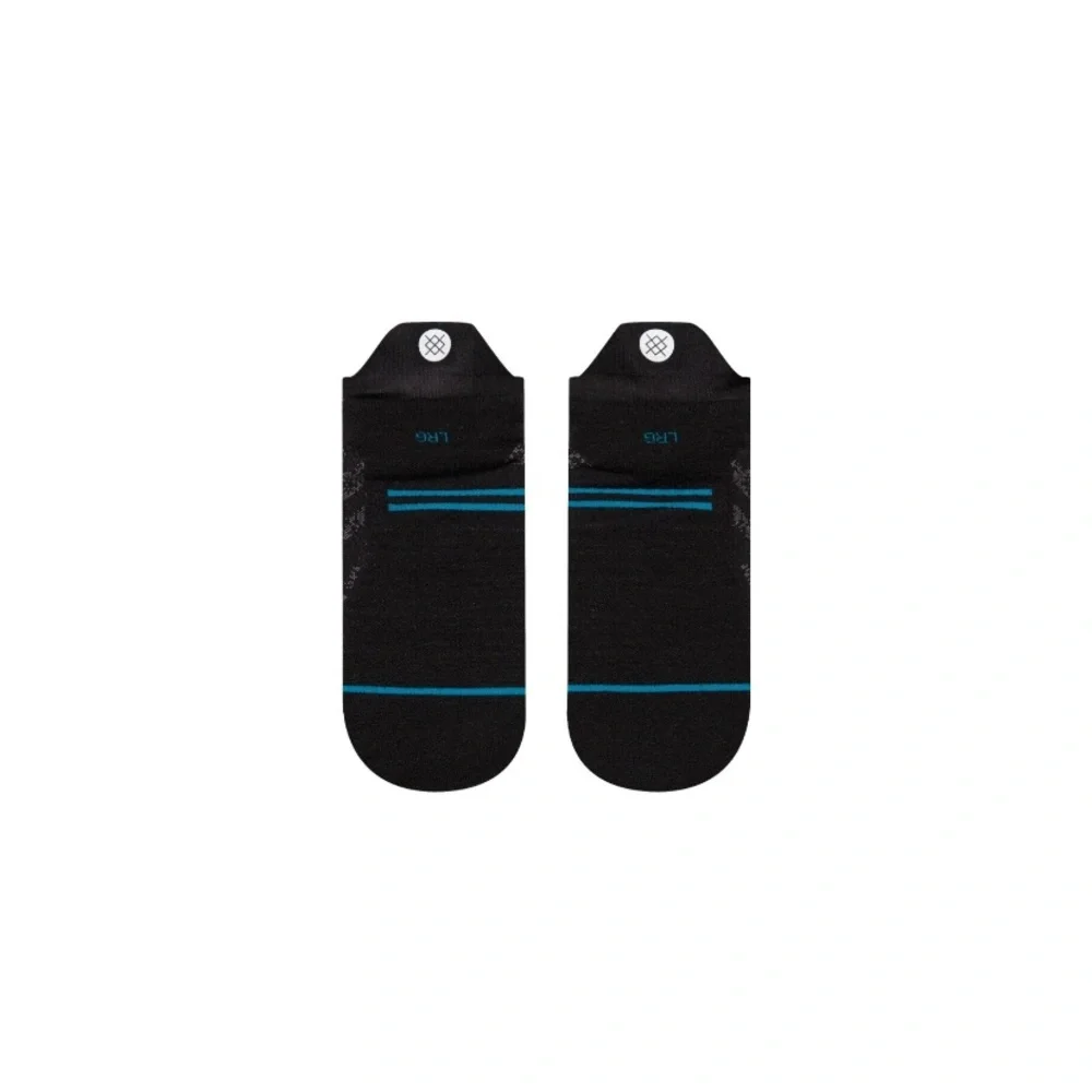 2 Pair Stance Performance FreshTek Infiknit Socks Run Light Tab Size SMALL NWT - Picture 5 of 5